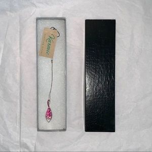 Silver necklace with crystal pendent